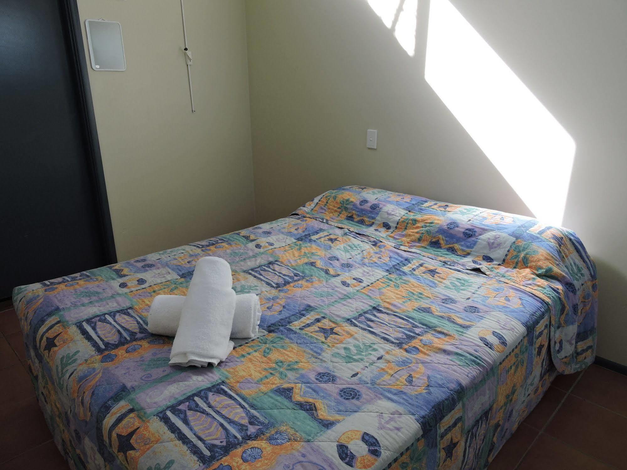 First Sun Holiday Park Байрън Бей Екстериор снимка